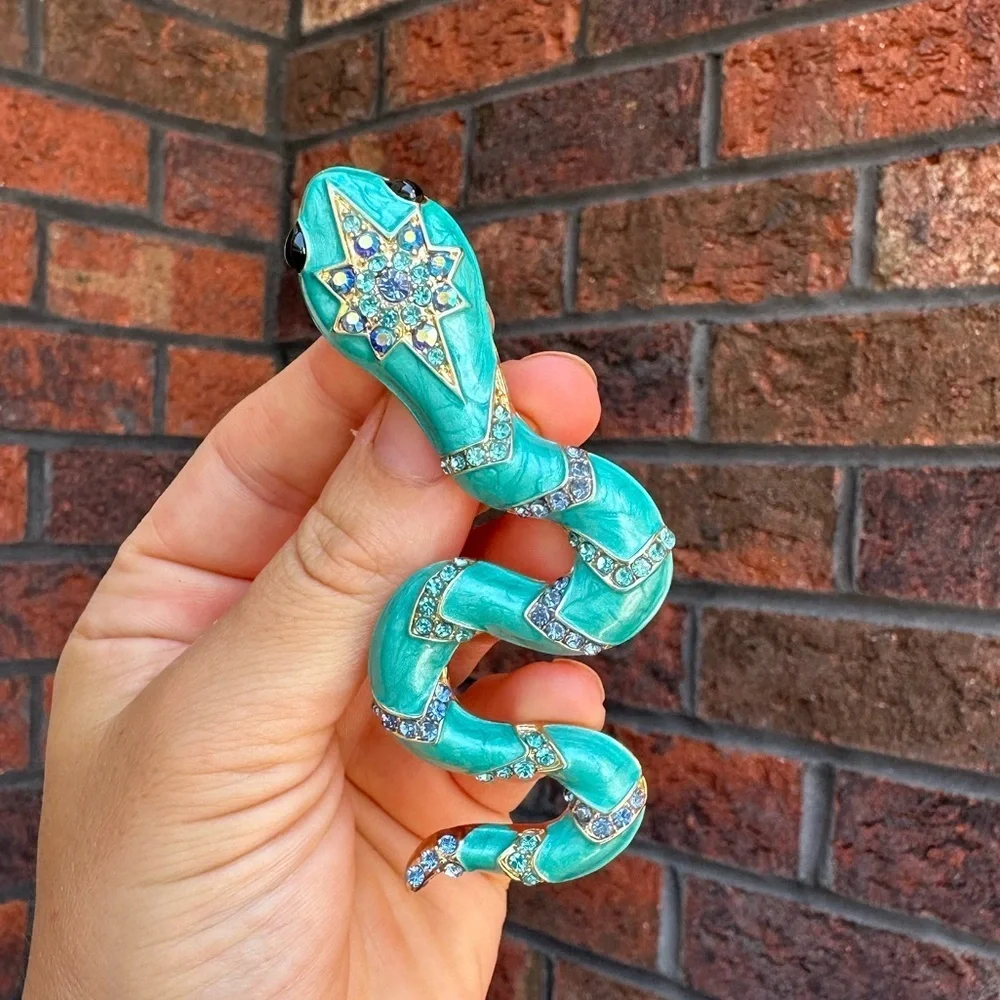 Serpenti Turquoise Crystal Snake Brooch - Picture 7 of 9